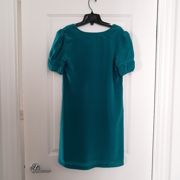 💚 Green silk dress - Picture 3 of 7